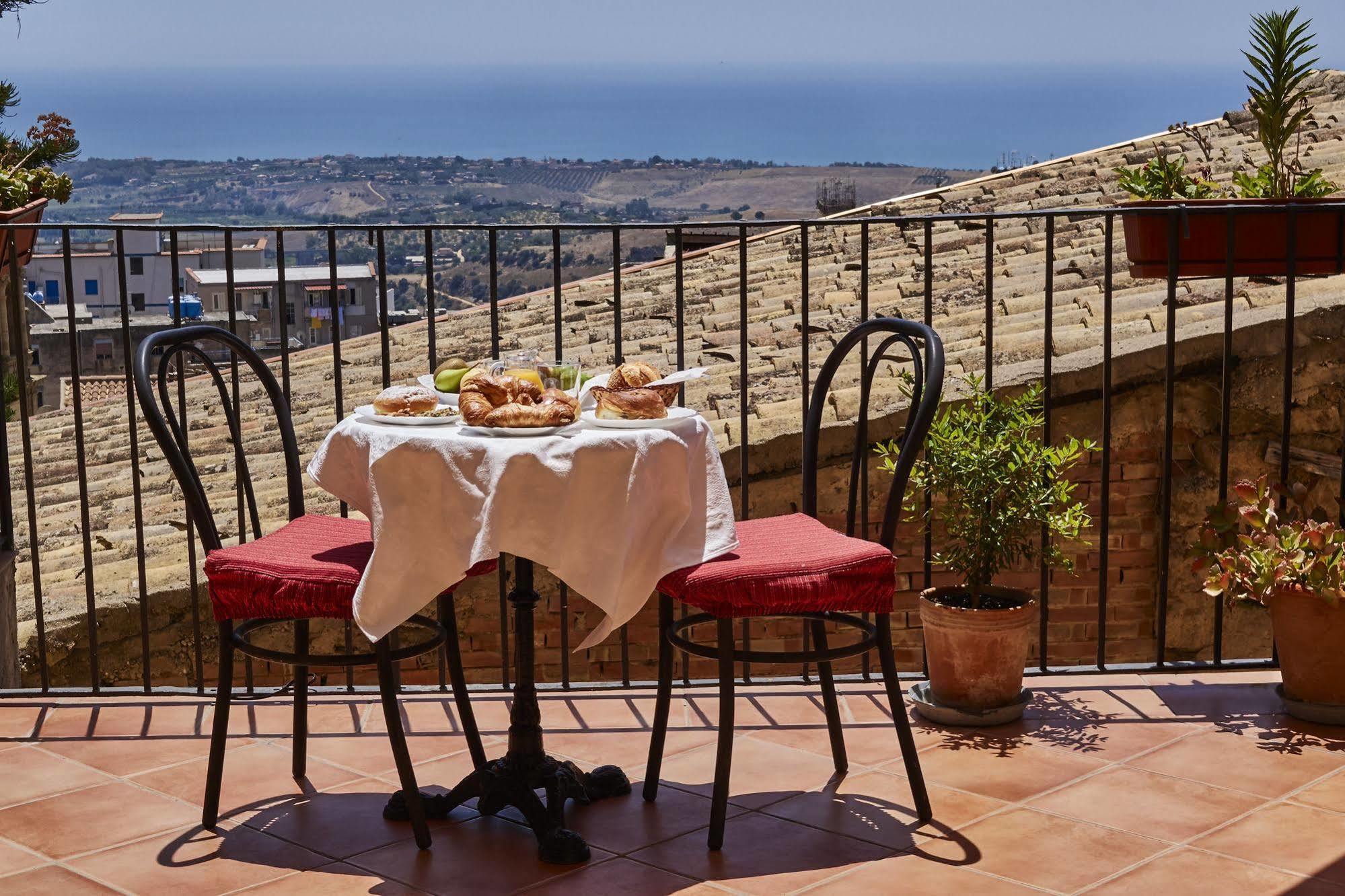 Alloggio Della Posta Vecchia Agrigento Bagian luar foto